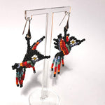 Load image into Gallery viewer, Aros Colibrí Mostacillas Negro y plata. Lo vi lo amé lo traje Colombia