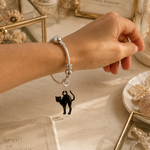 Load image into Gallery viewer, Charm de Plata con Gato Negro de los 80