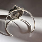 Load image into Gallery viewer, Brazalete Drusa de Cuarzo y Baño Plata. Selecciones de Viajes