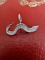 Load image into Gallery viewer, Aro cuff filigrana serpiente de plata. Lo vi lo amé lo traje Colombia