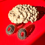 Load image into Gallery viewer, Aros Boca de Coral. Plata Negra