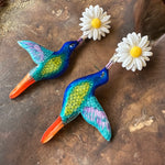 Load image into Gallery viewer, Hoops Illustration Picaflor Margarita and pin