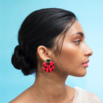 Load image into Gallery viewer, Hoops Illustration Chinita Grande with pin