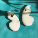 Load image into Gallery viewer, Hoops Illustration Half Monarch Butterfly M with pin