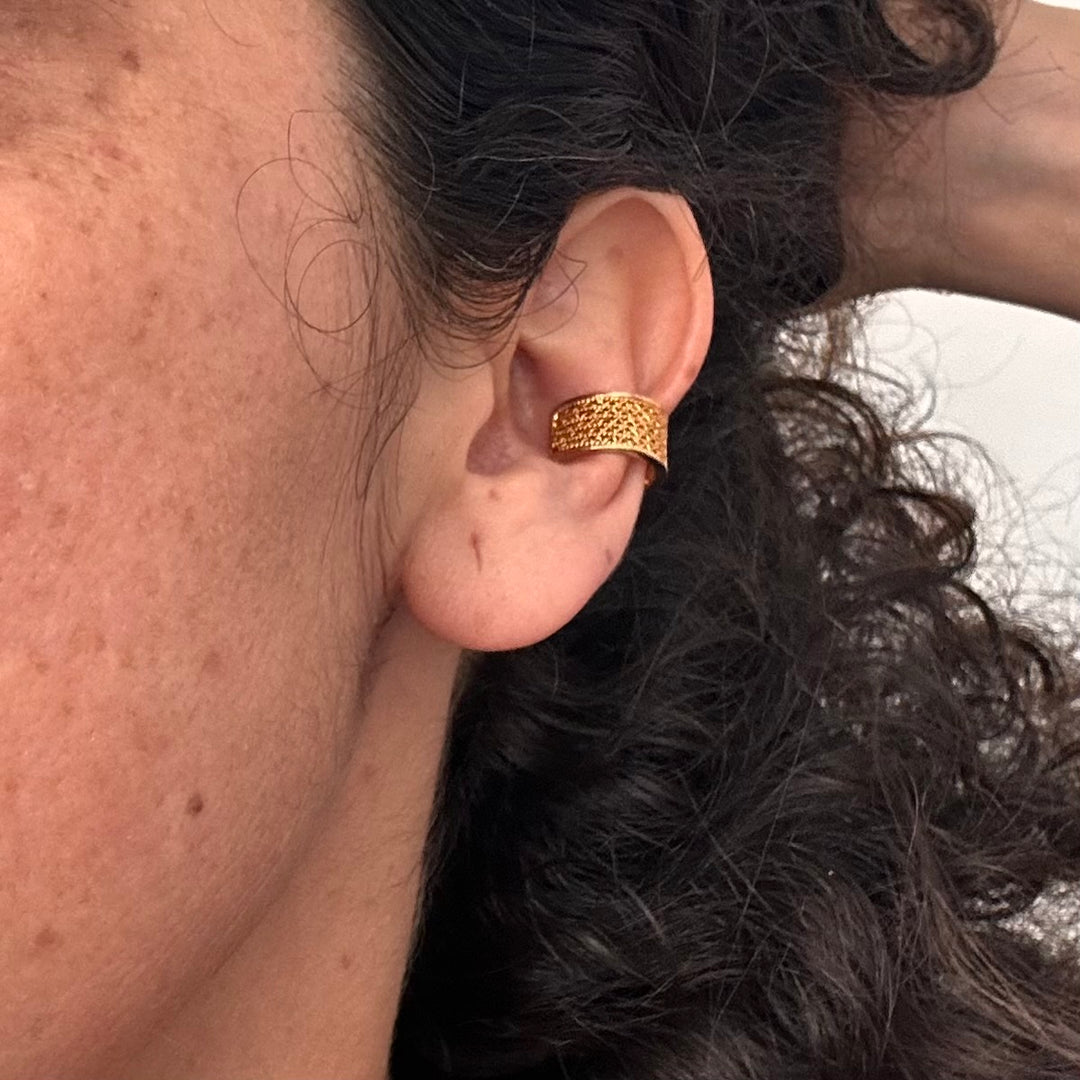 Aro cuff filigrana zigzag plata baño oro. Lo vi lo amé lo traje Colombia