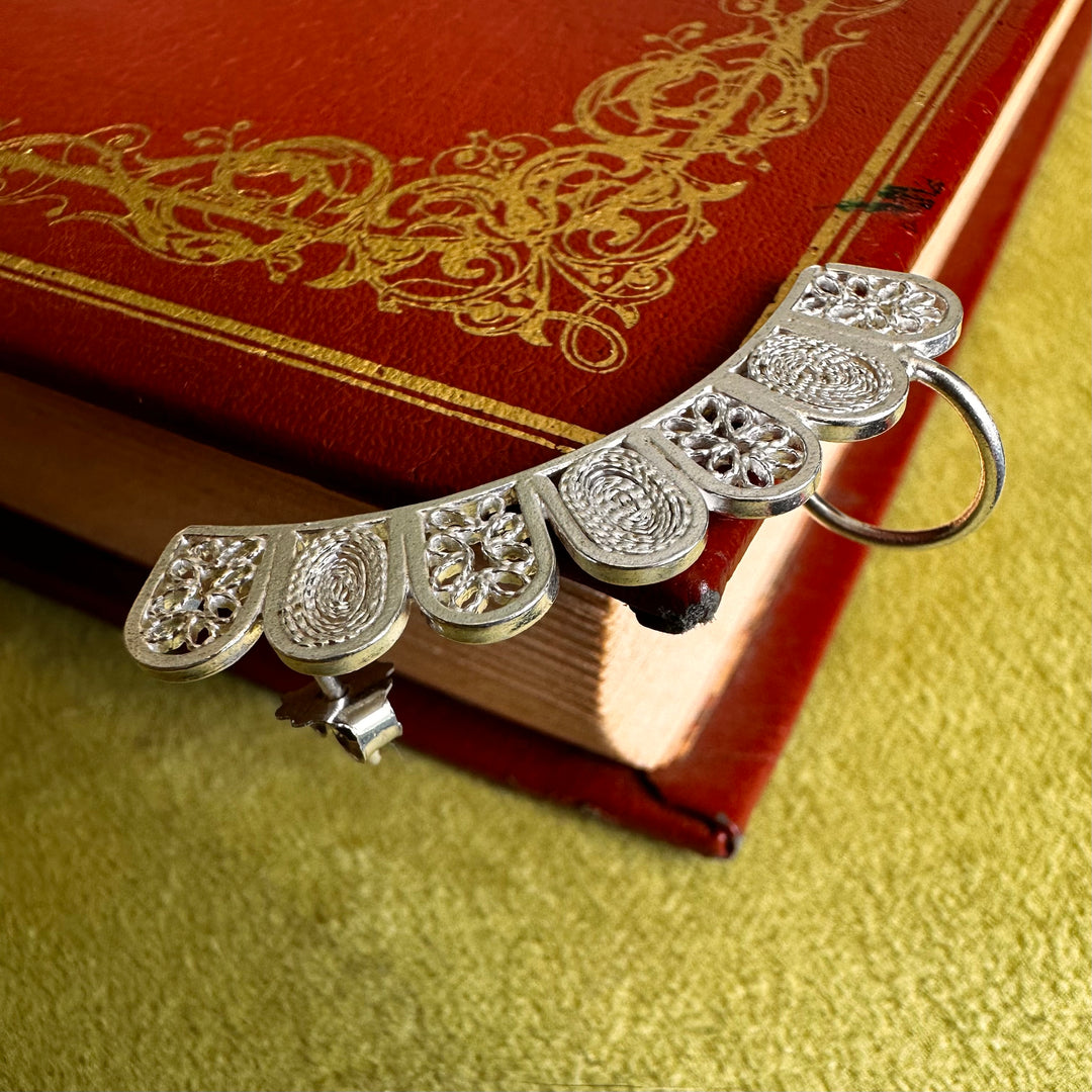 Aro cuff trepador pétalos de plata. Lo vi lo amé lo traje Colombia