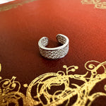 Load image into Gallery viewer, Aro cuff filigrana zigzag de plata. Lo vi lo amé lo traje Colombia