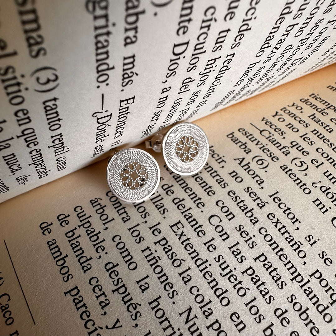 Aros círculo filigrana plata 1cm. Lo vi lo amé lo traje Colombia