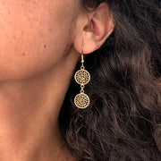 Aro 2 círculos filigrana plata baño oro gancho 1. Lo vi lo amé lo traje Colombia