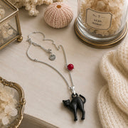 Collar de Plata Gato Negro de los 80 con Jade Rojo