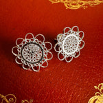 Load image into Gallery viewer, Aro círculo encaje filigrana plata. Lo vi lo amé lo traje Colombia