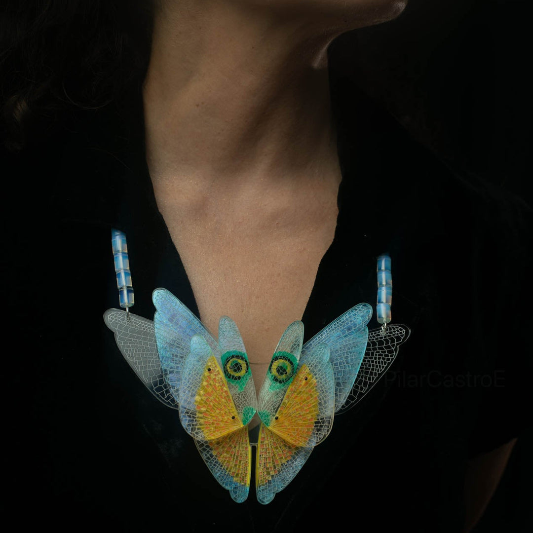 Preventa Collar Mantis Expandida. Entrega miércoles 29 abril