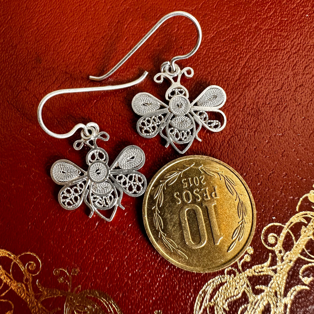 Aros Abeja filigrana plata. Lo vi lo amé lo traje Colombia