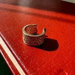 Load image into Gallery viewer, Aro cuff filigrana zigzag plata baño oro. Lo vi lo amé lo traje Colombia