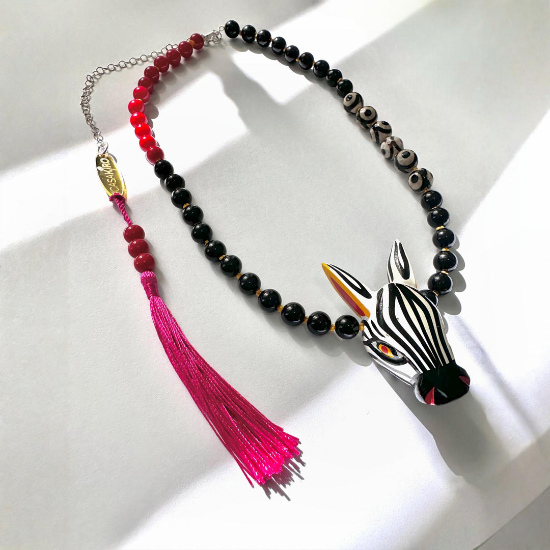 Collar Cebra y piedras naturales