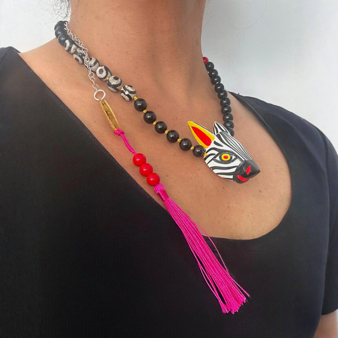 Collar Cebra y piedras naturales