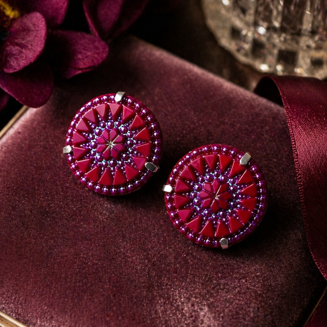 Aros Ensamblaje 121. Cabuchones Rojos