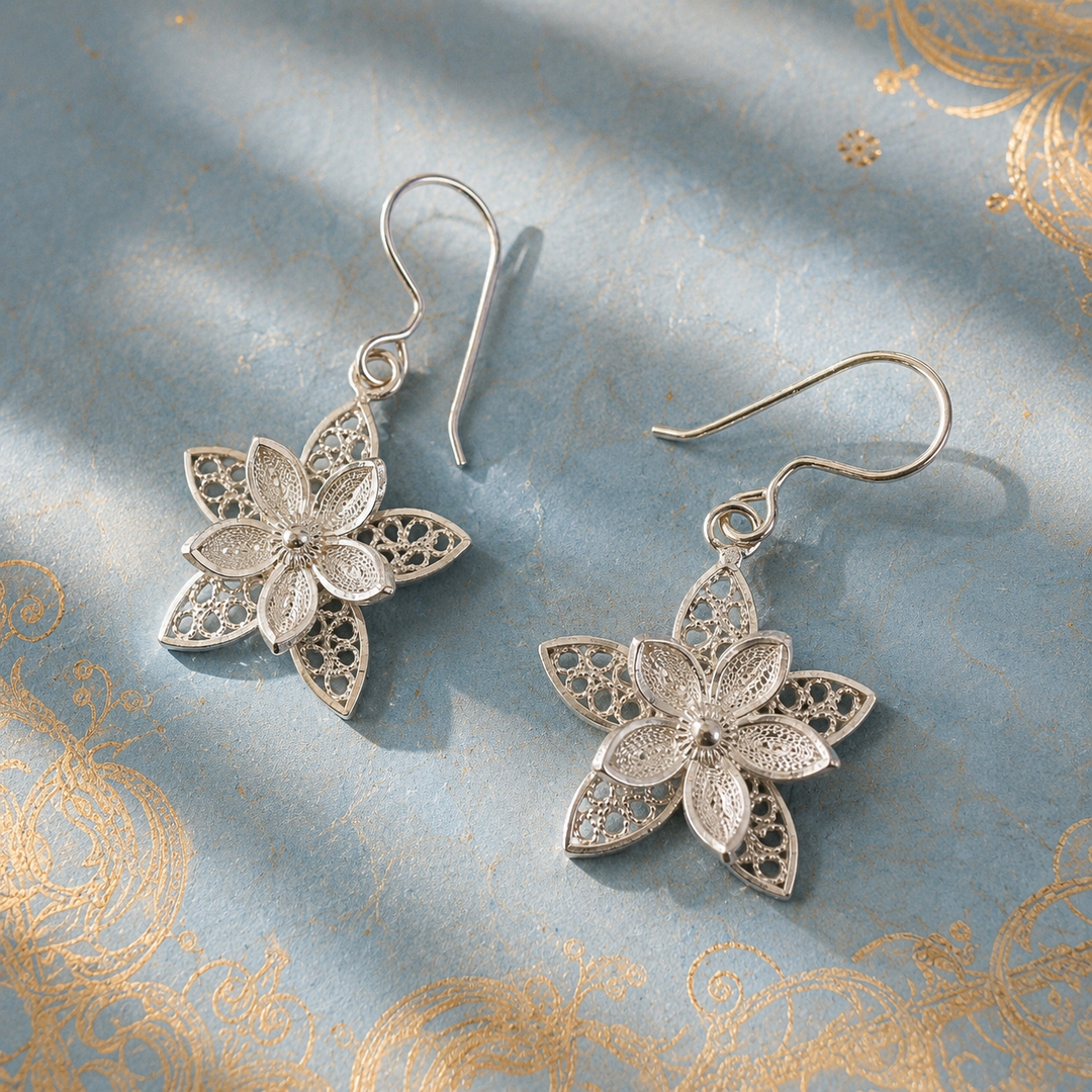 Aros Flor Semiesfera Puntas filigrana plata. Lo vi lo amé lo traje Colombia
