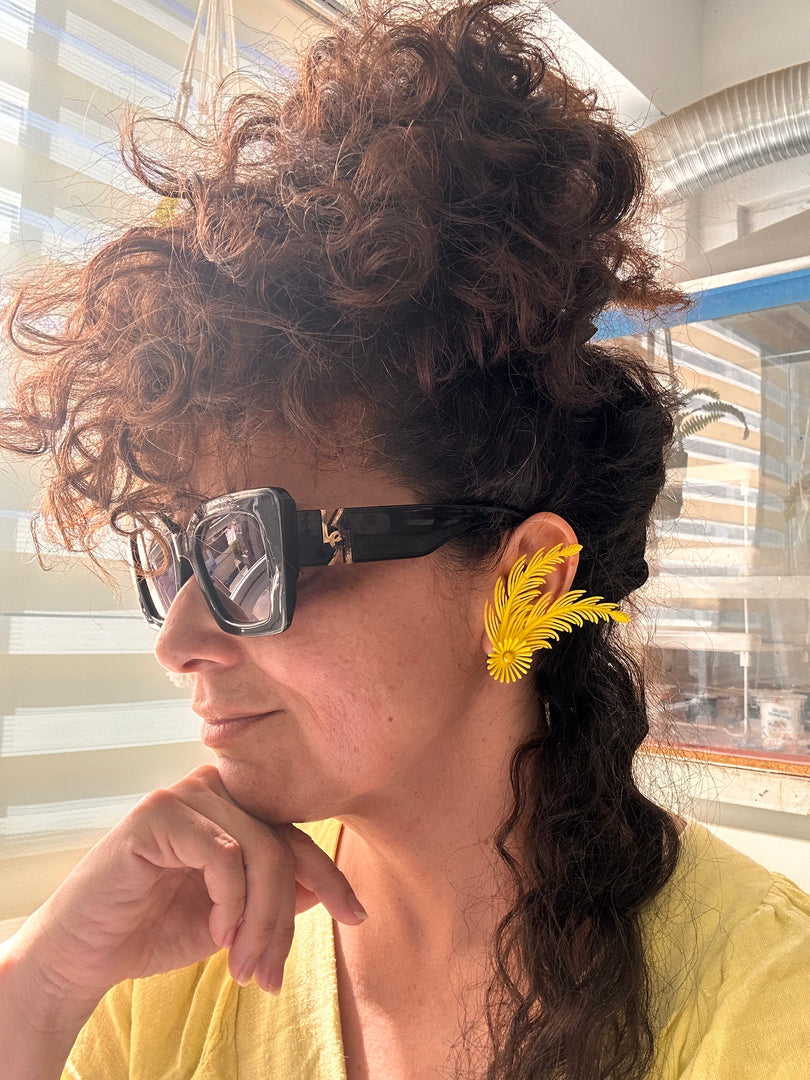 Aros Clip Plumas Florales Dobles Amarillos. Años 60