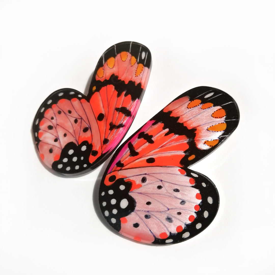 Hoops Illustration Medium Acraea XL Butterfly with pin