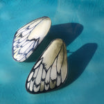 Load image into Gallery viewer, Hoops Illustration Butterfly Wings Tatochila with pin